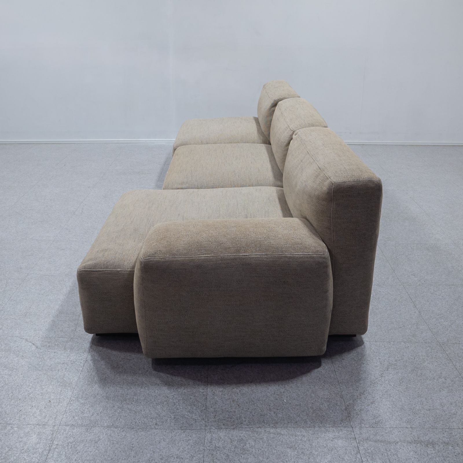 《新品・送料無料》Basquiat 3人掛けソファ PVCレザータイプ 新品・送料無料》Basquiat 3人掛けソファ PVCレザータイプ