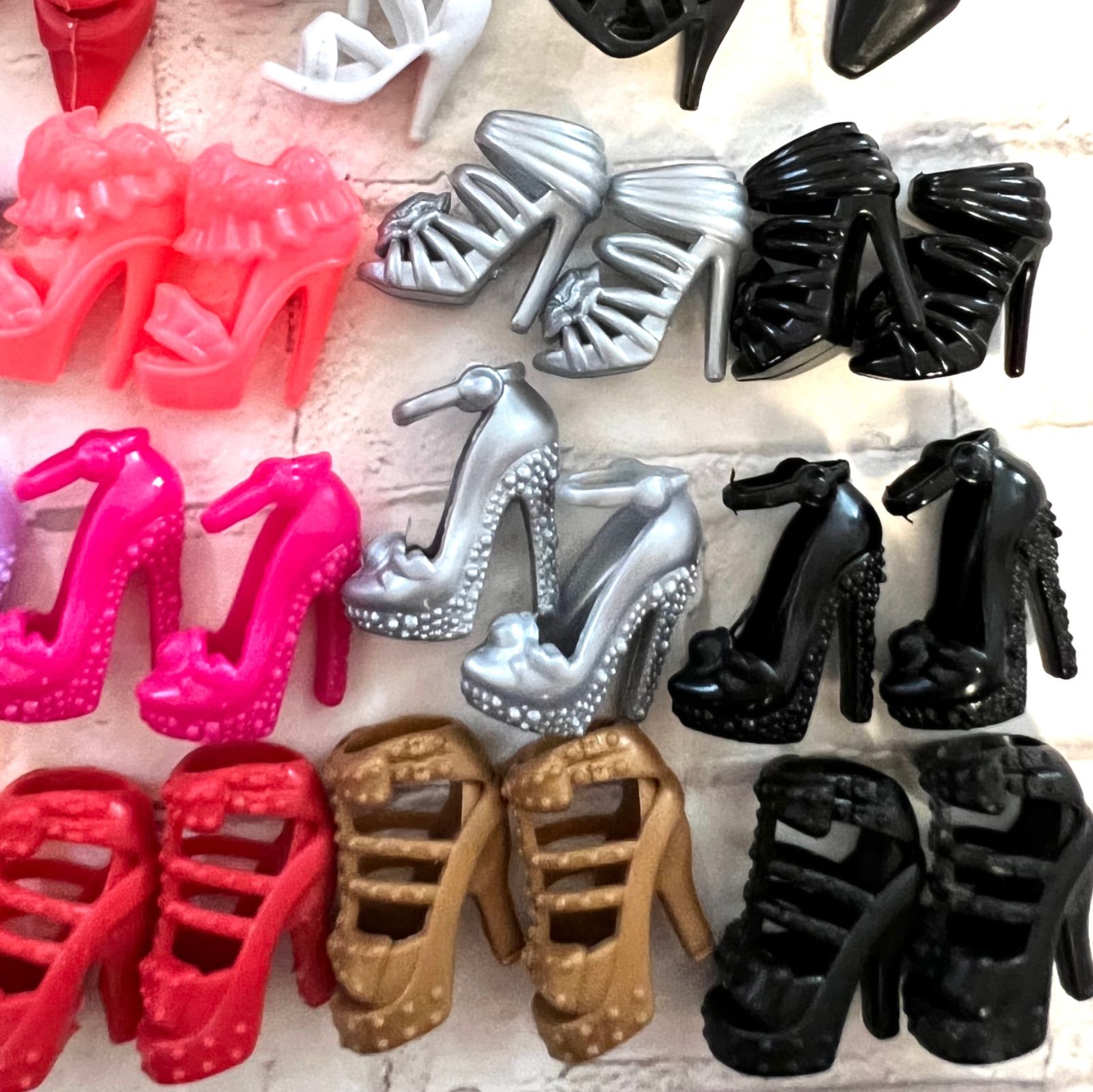 ☆セール☆ バービー人形 サイズ 靴25足セット - メルカリ