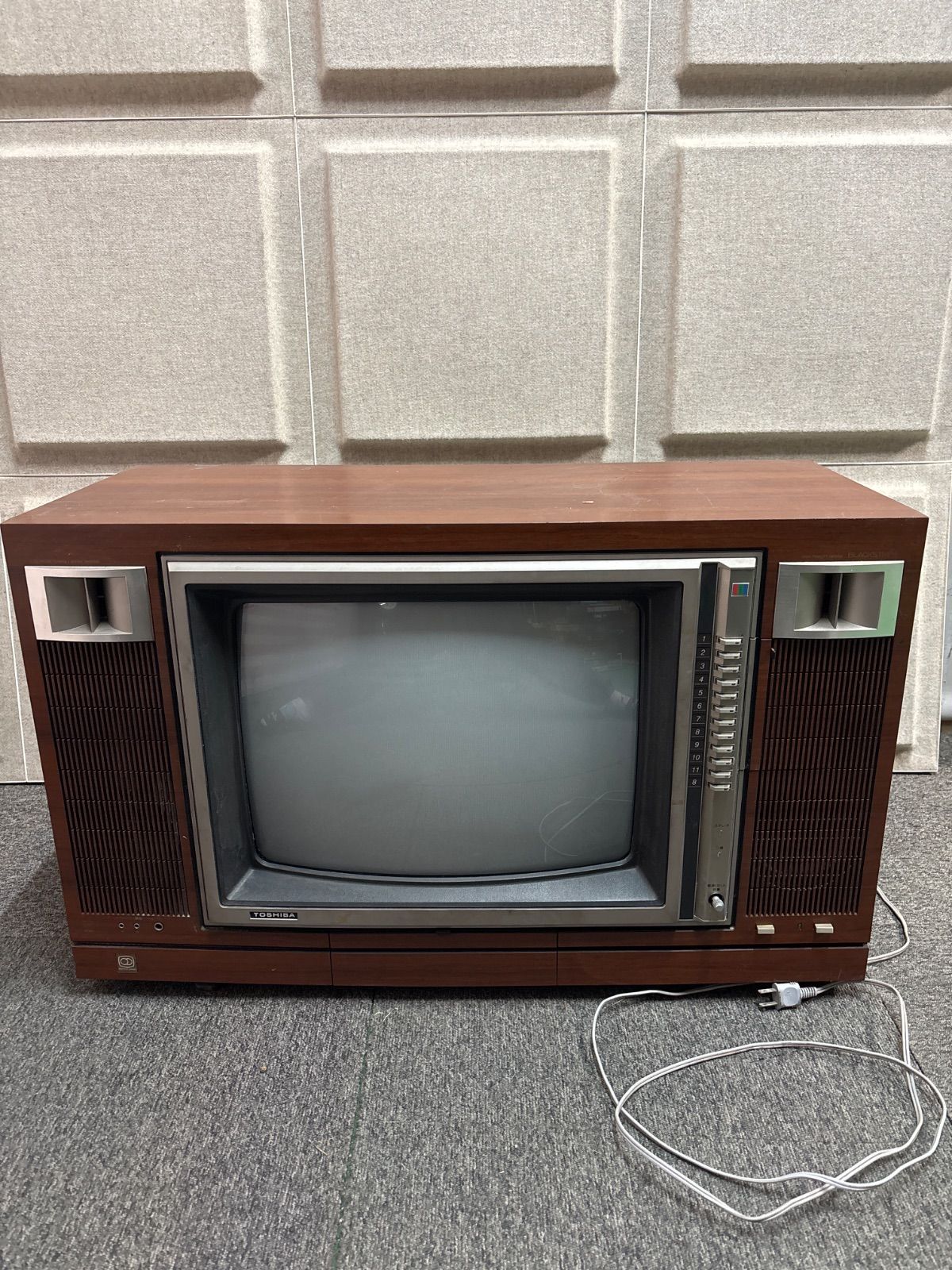 東芝 ブラウン管テレビ　昭和レトロ　アンティーク 昭和レトロ】HITACHIカラーテレビブラウン管テレビ アンティーク
