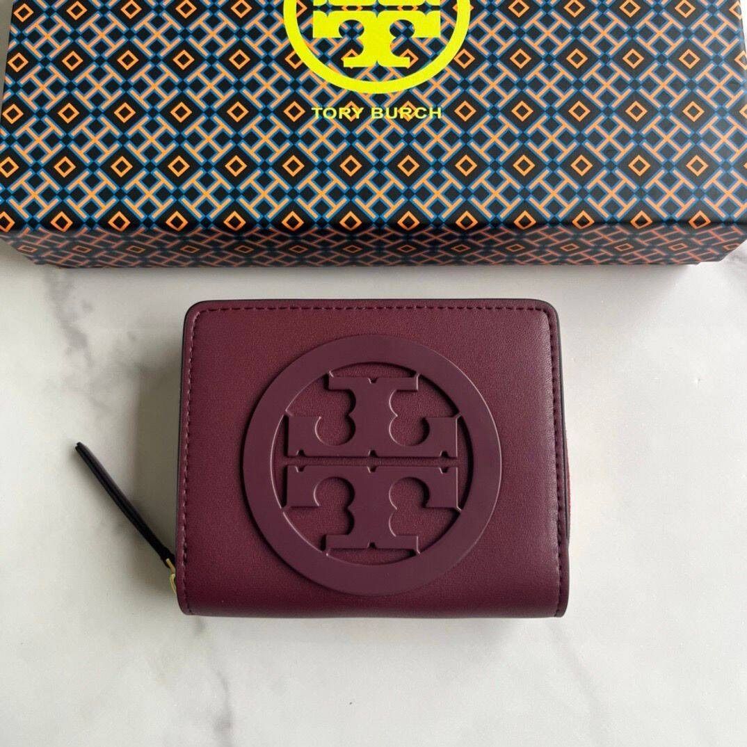 トリーバーチ CHARLIE MINI WALLET 財布 2つ折り財布 - メルカリ 