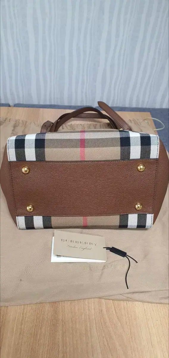 トートバッグ 本物の