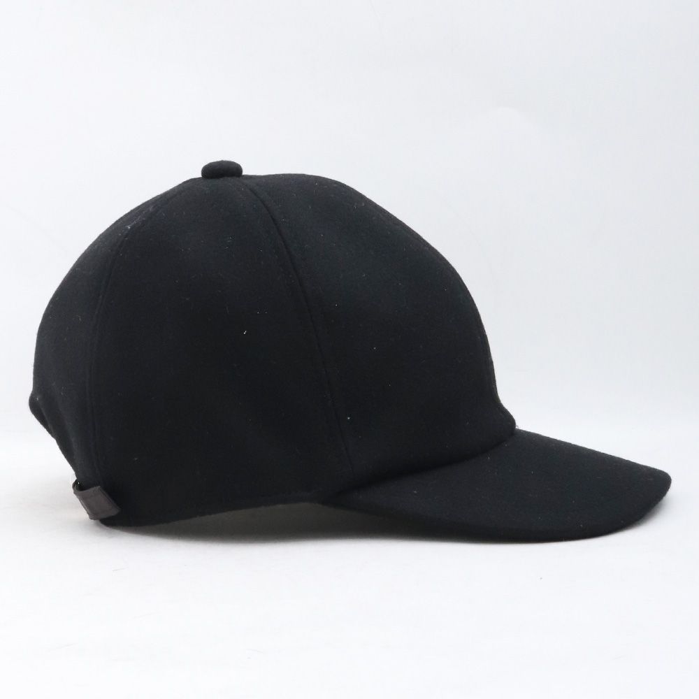 SACAI × KAWS Melton cap - GRAIZ-UsedBrand Shop - メルカリ