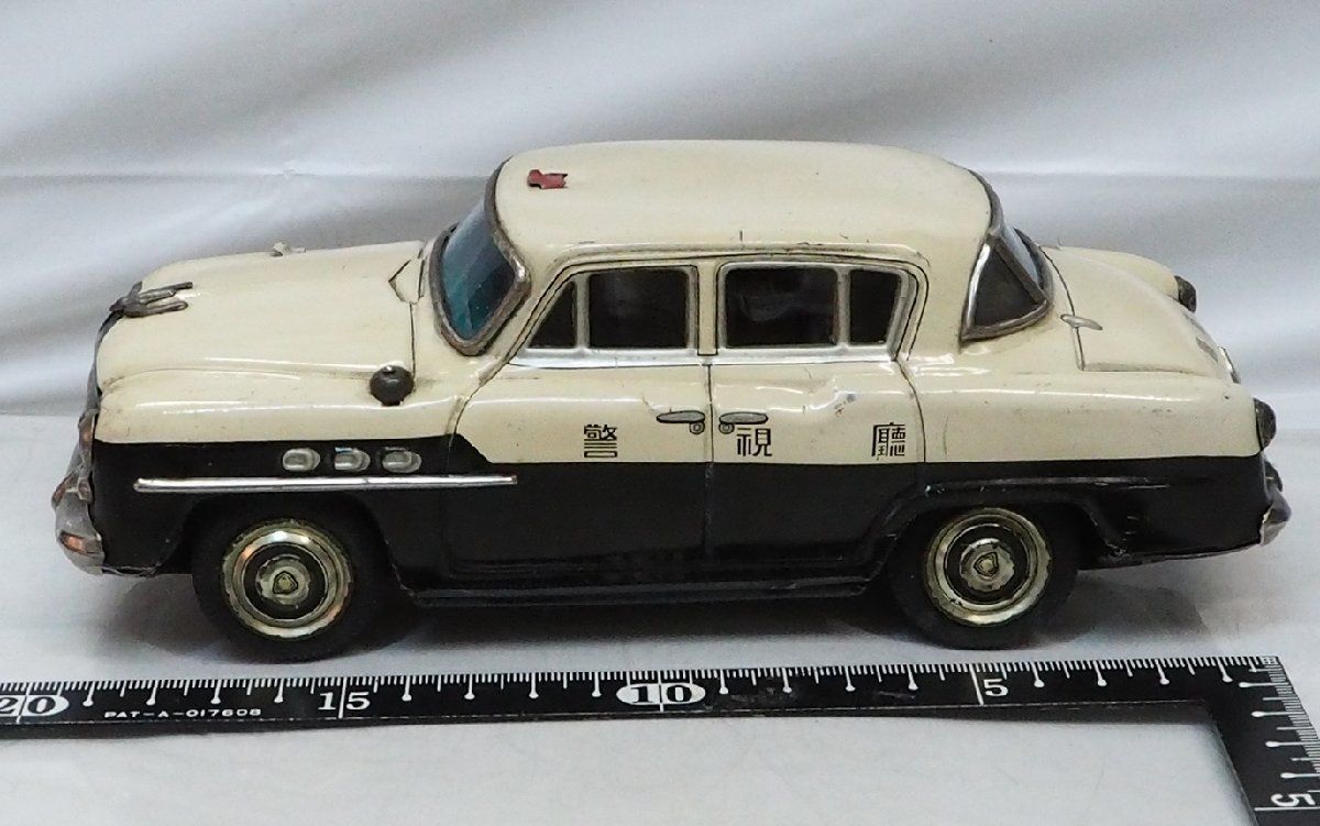 萬代屋【TOYOPET CROWN初代トヨペット クラウン警視庁パトカー欠