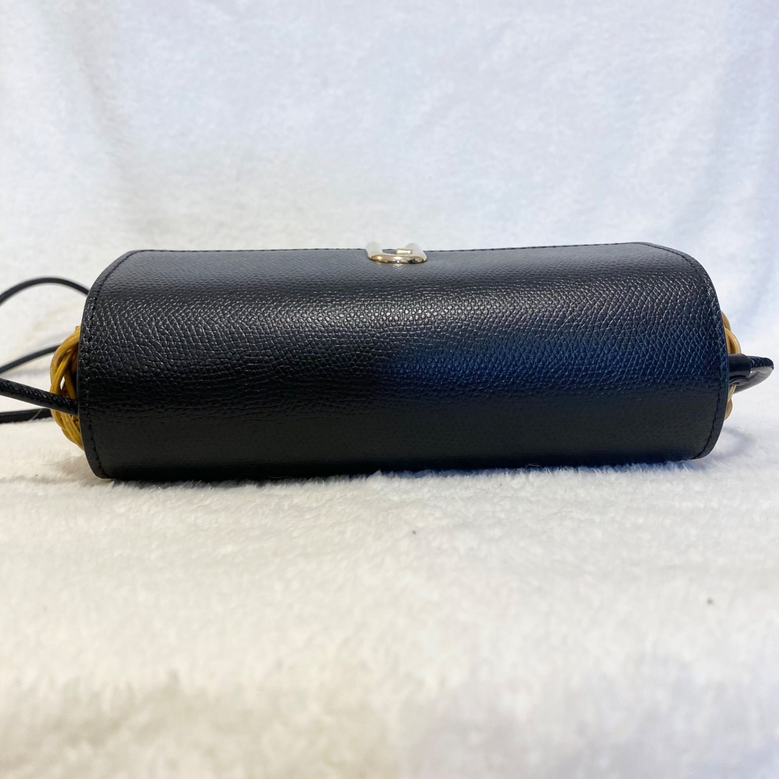 新品 2024モデル FURLA フルラ ショルダーバッグ/クロスボディバッグ 