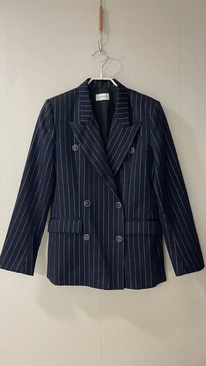ssong studio ダブルボタン ストライプ スーツ ジャケット ファブリックと フィット
