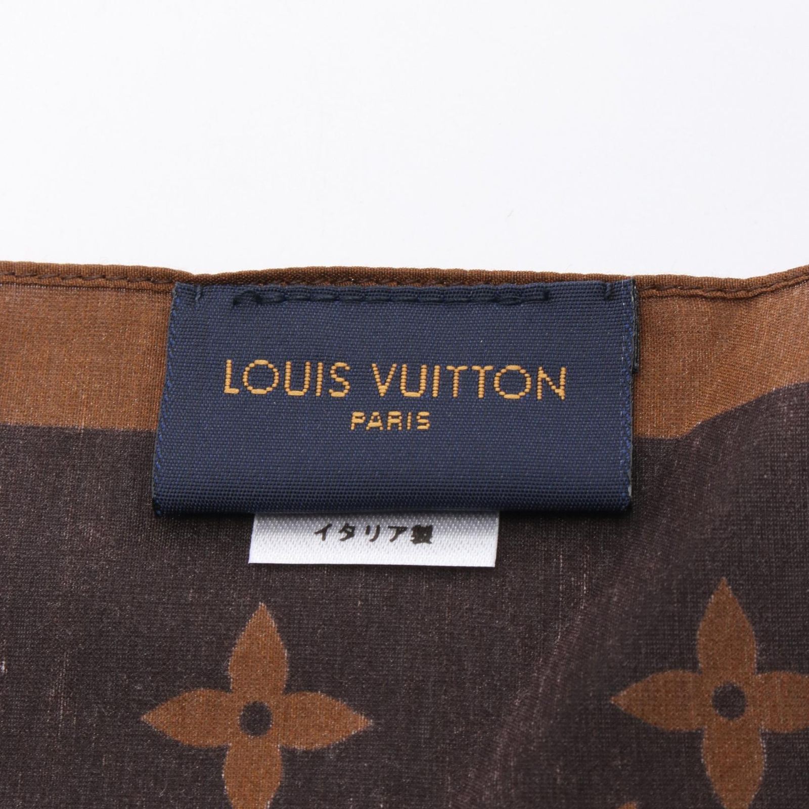ルイ・ヴィトン LOUIS VUITTON マスク ポーチ バンダナ カレ