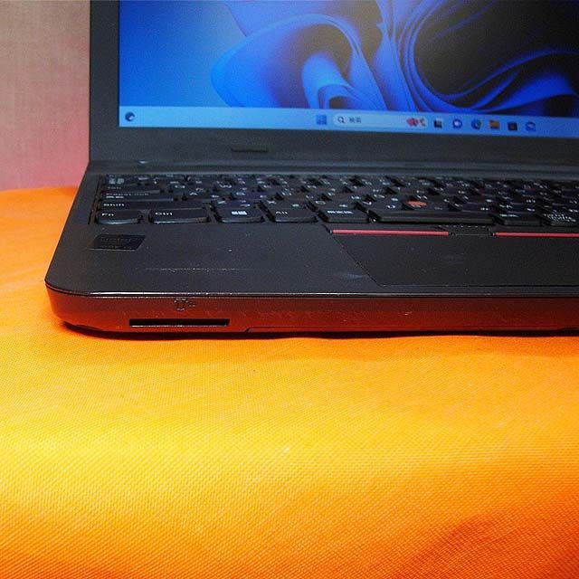 Lenovo - ◆大画面オールインワン　ThinkPad E550◆目の悪い方でも大丈夫◆② ◇大画面オールインワン ThinkPad E550◇目の悪い方でも大丈夫