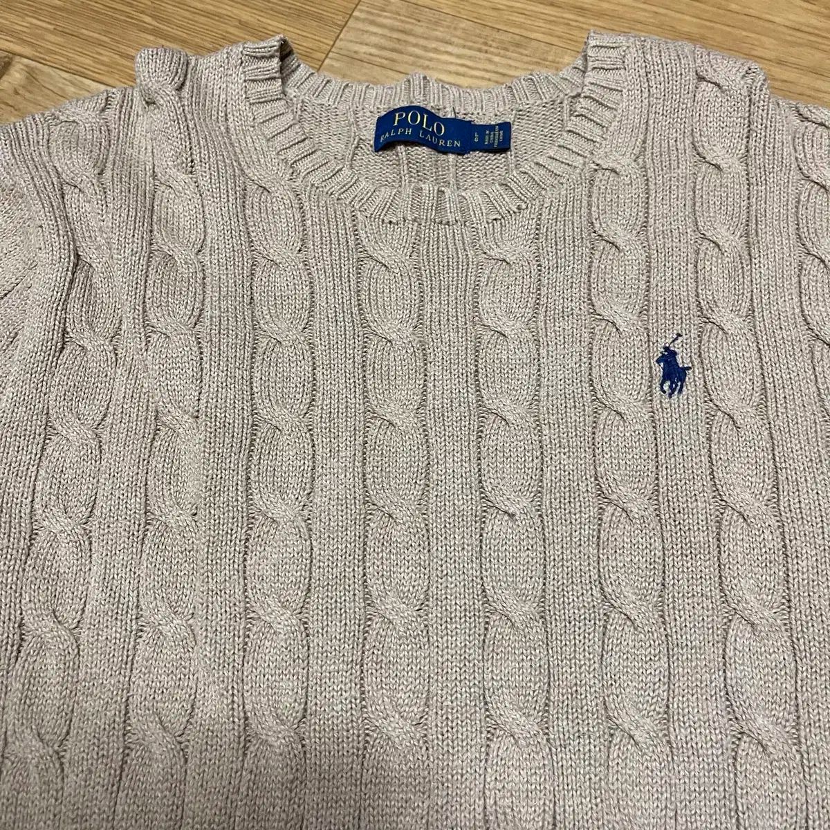 ベージュ 105