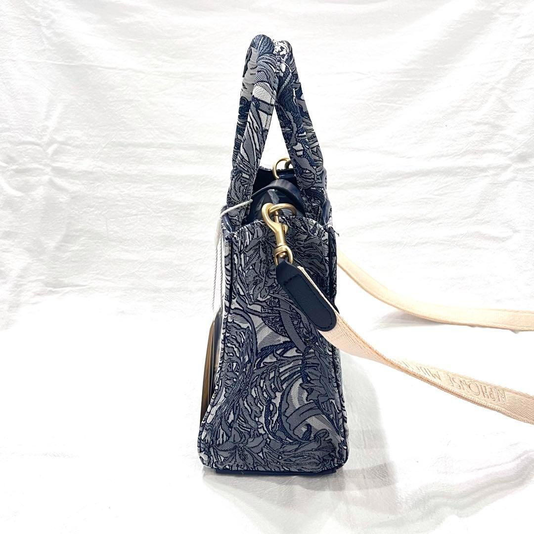 ショルダーバッグ