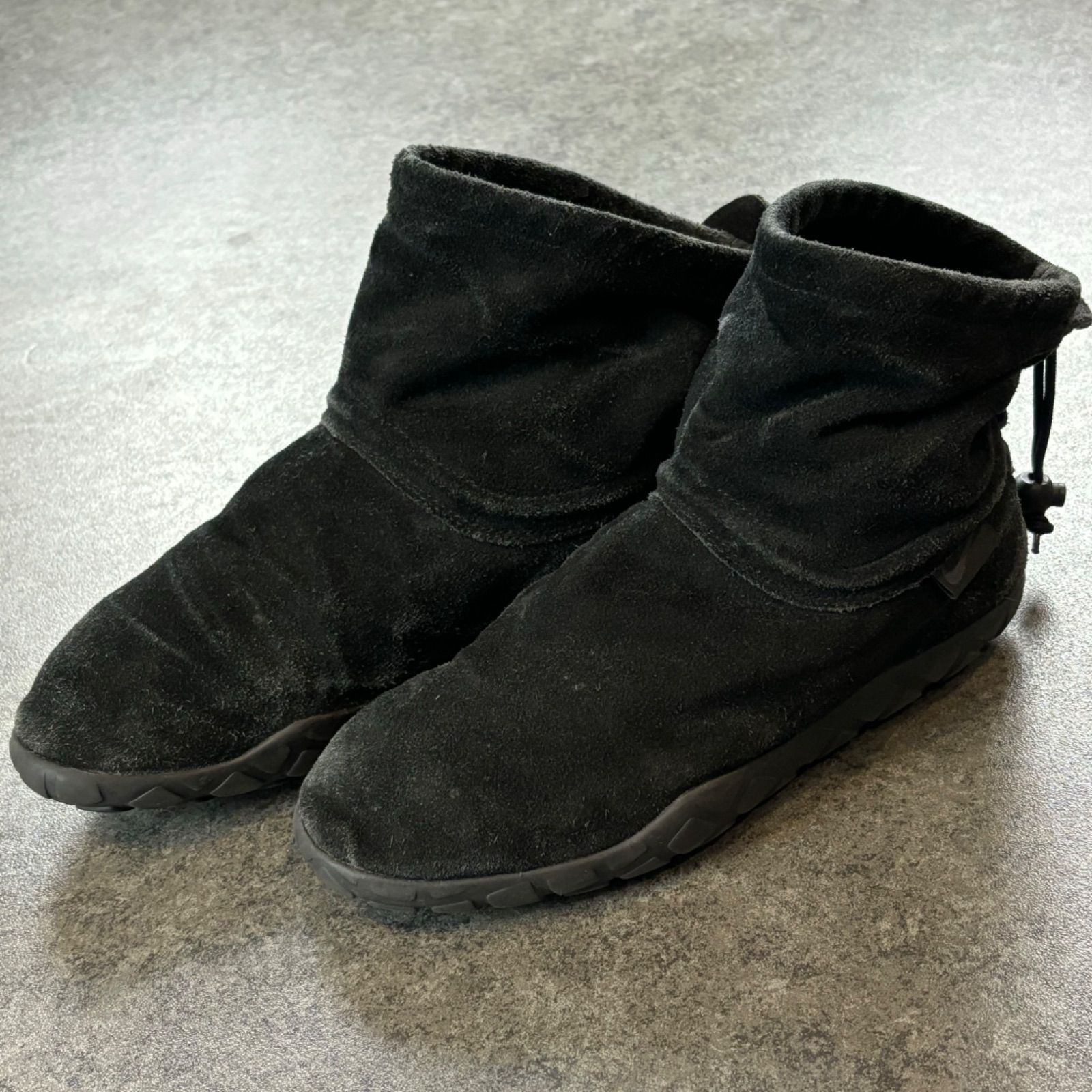 美品☆ナイキ エア チャッカモック 29cm 黒 アウトドア 軽量 コンフォート Amazon.co.jp: NIKE ナイキ エア チャッカ モック ウルトラ