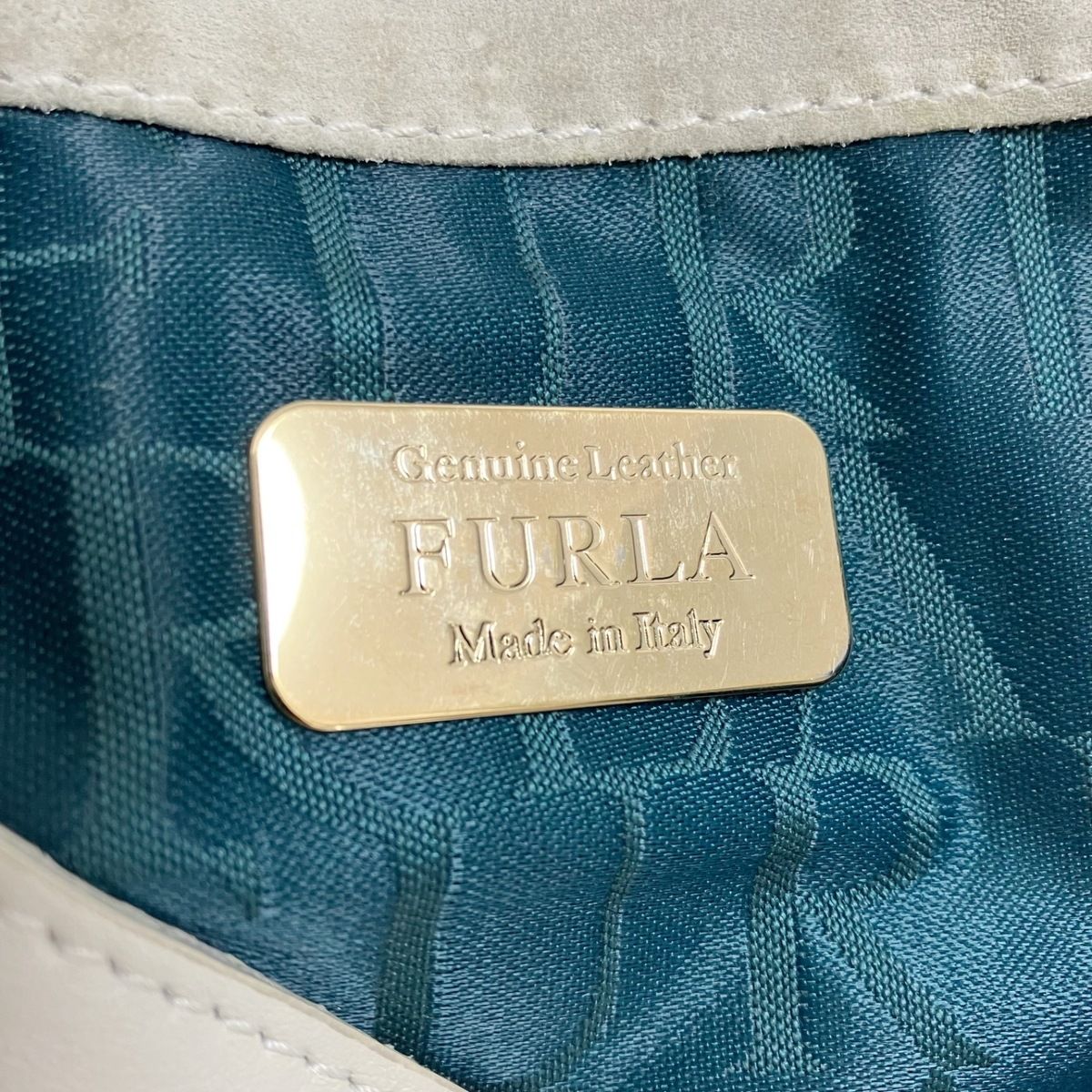 FURLA(フルラ) ショルダーバッグ - 黒×白 ストラップ着脱可 レザー
