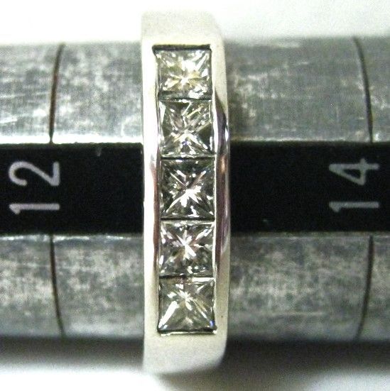 Pt900プラチナ リング指輪 角ダイヤ5ヶ 一文字0.65ct サイズ #13 