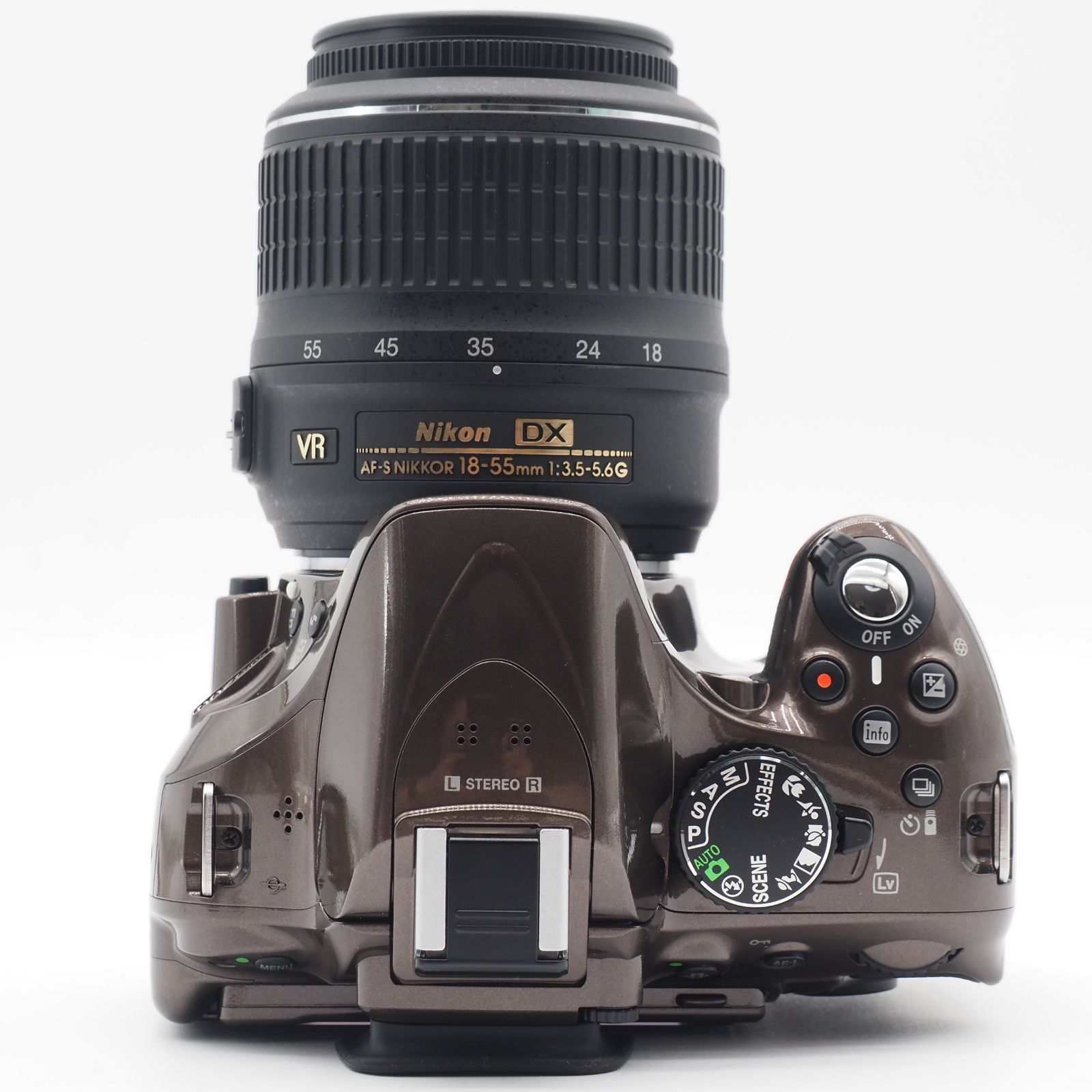 100727☆極上品☆Nikon デジタル一眼レフカメラ D5200 レンズキット AF