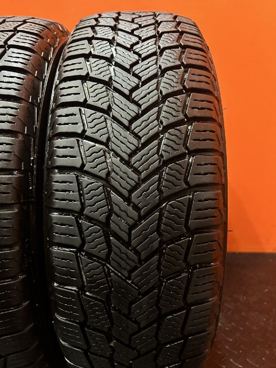 アクア　175/65R15 スタッドレスタイヤ バリ溝　21年製 アクア 175/65R15 スタッドレスタイヤ バリ溝 21年製 MICHELIN X-ICE
