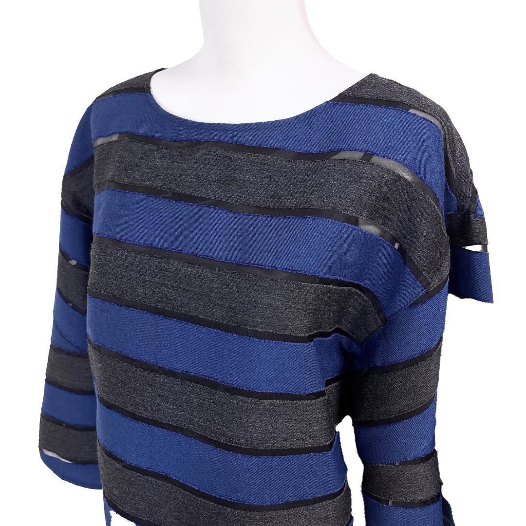 オーバーサイズ長袖トップス