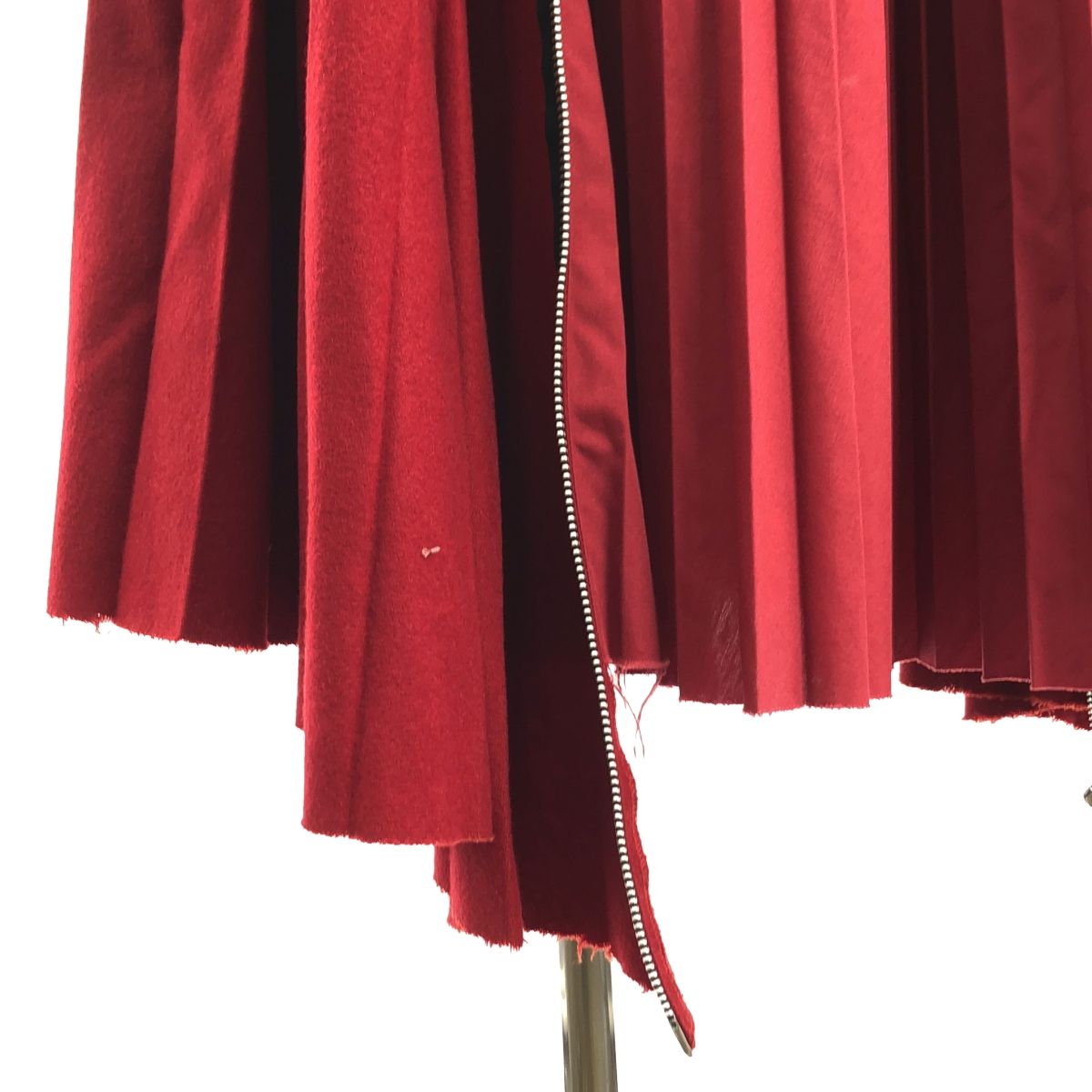 sacai / サカイ | Zip Detail Pleated Skirt / 異素材 切替