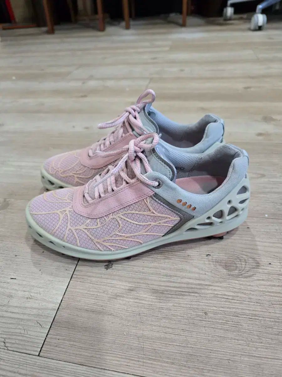ECCO GOLF ケージ Evo スパイクレス ゴルフシューズ 37 235mm