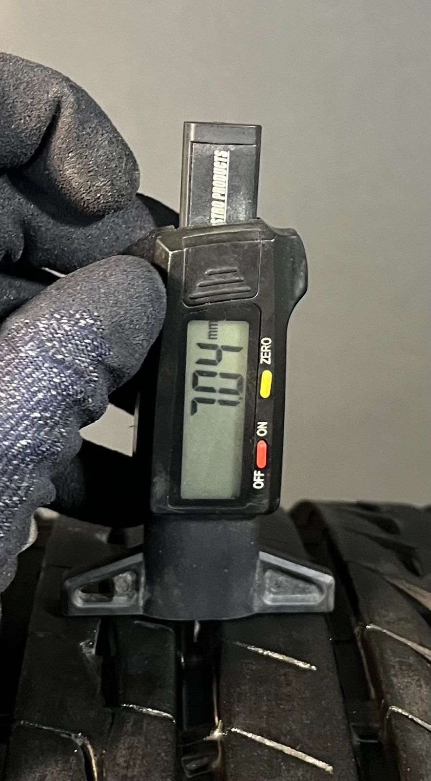 BRIDGESTONE レグノ