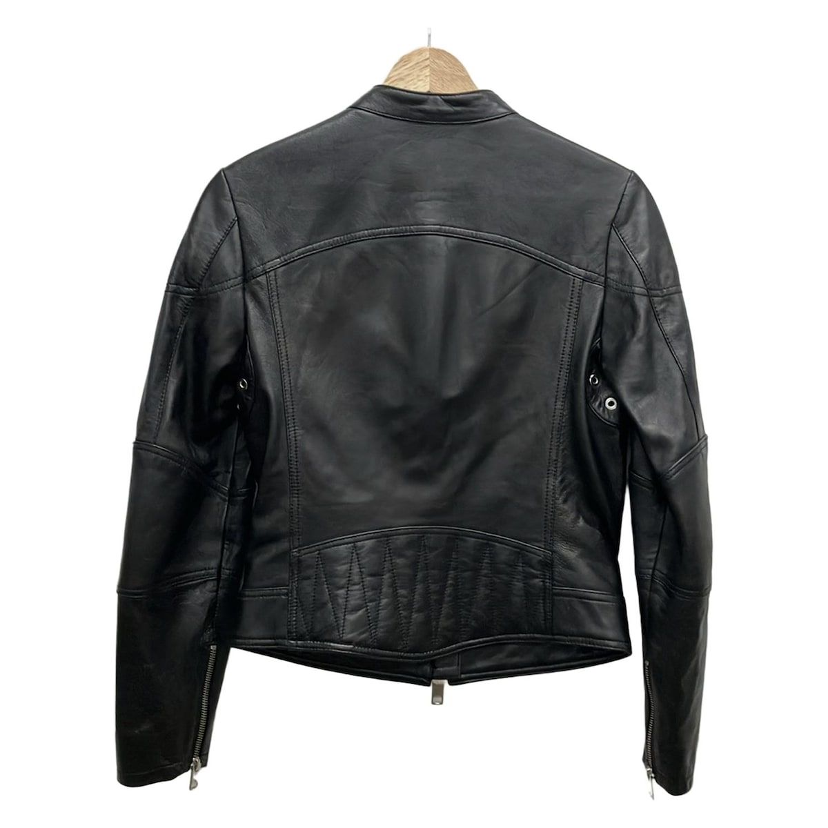 ライダースジャケット