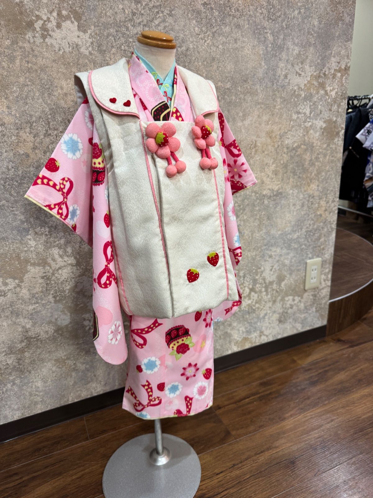 3歳女の子　七五三着物　被布　SHY KIDS 七五三 着物 3歳 753 着物 3歳 七五三 3歳 七五三 着物 753 着物｜