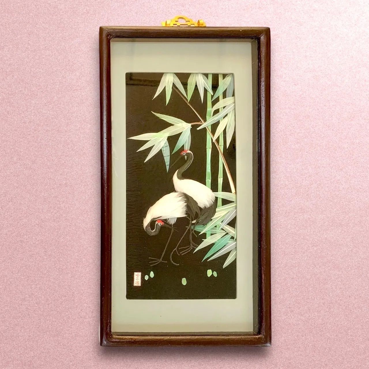 縁起物⭐️鶴の半立体画】 鶴の毛並みの質感、笹竹の質感、実に