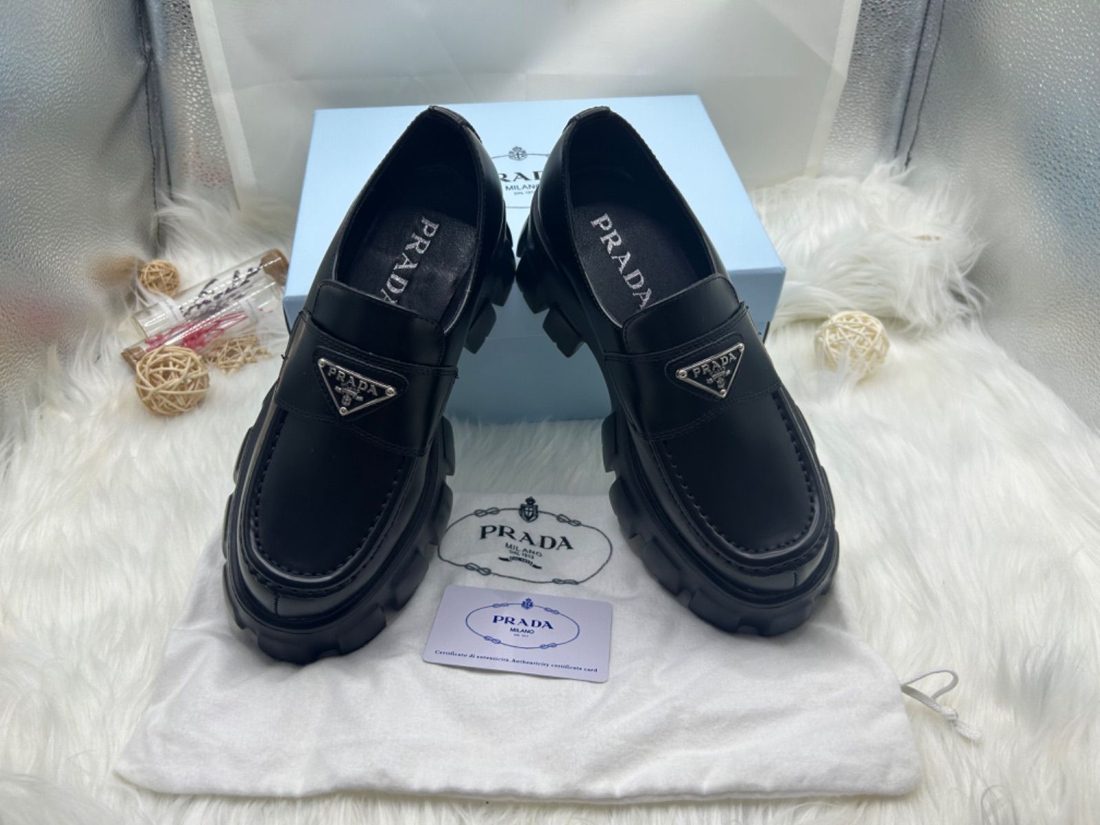 PRADA プラダ ローファー モノリス ブラッシュドレザー 厚底！