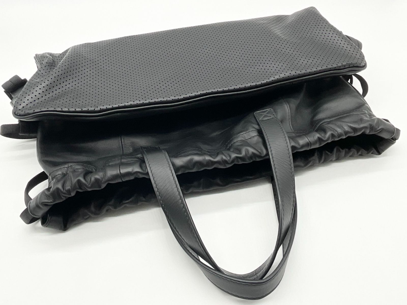 美品 BOTTEGA VENETA ボッテガヴェネタ - ブラック レザー