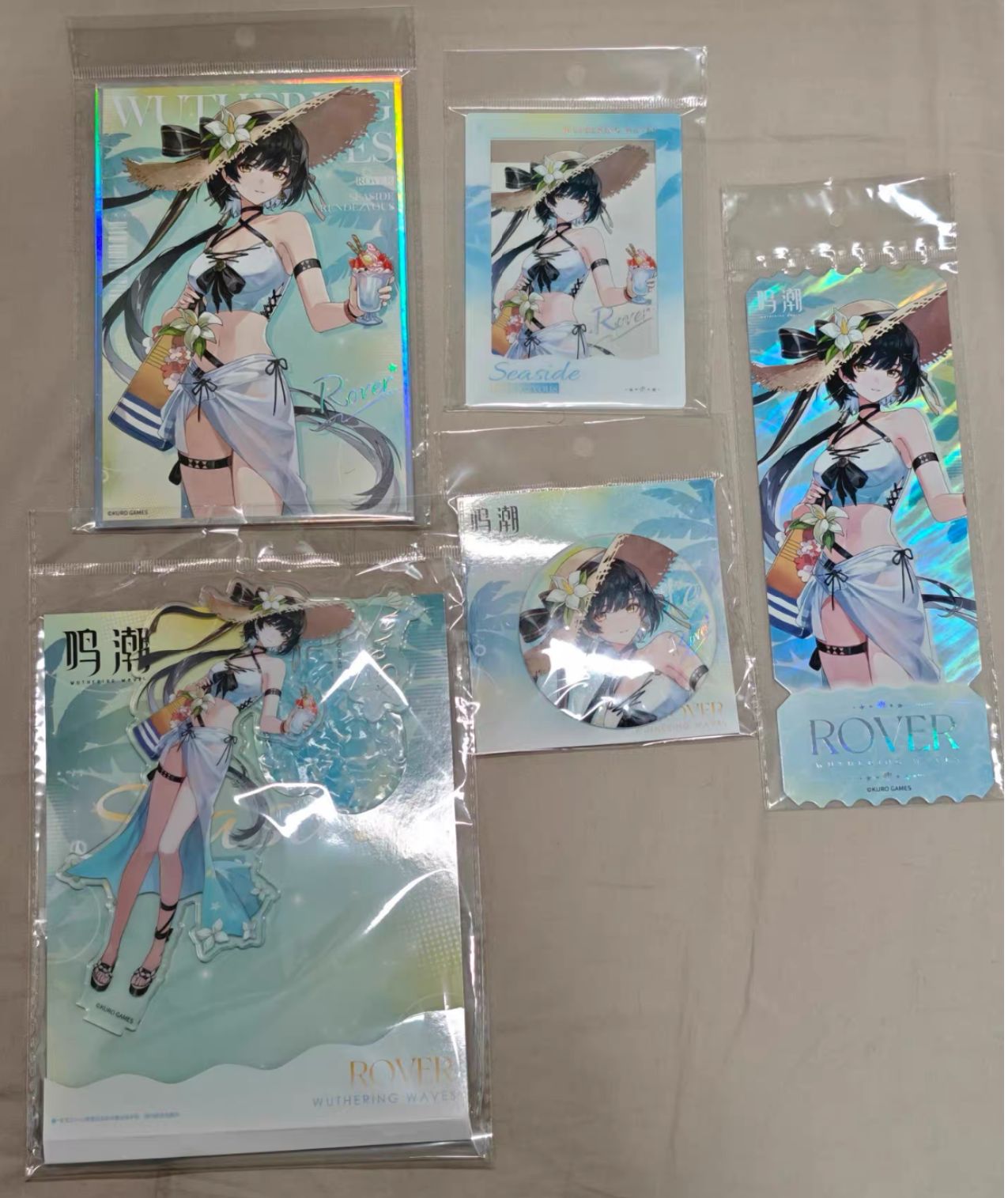 鳴潮　漂泊者　女性　アクリルスタンド　グッズセット　ChinaJoy　公式正規品 鳴潮 漂泊者 女性 アクリルスタンド 缶バッジ フォトカード 色紙