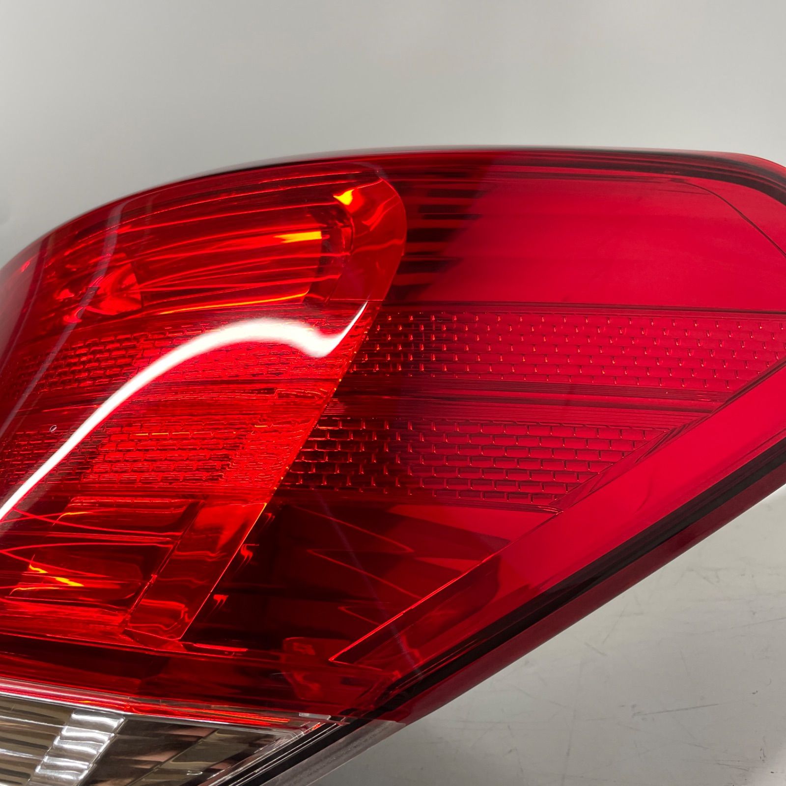 BMM スバル レガシィ テールランプ BMG 純正 BM9 レガシー B4 左テール