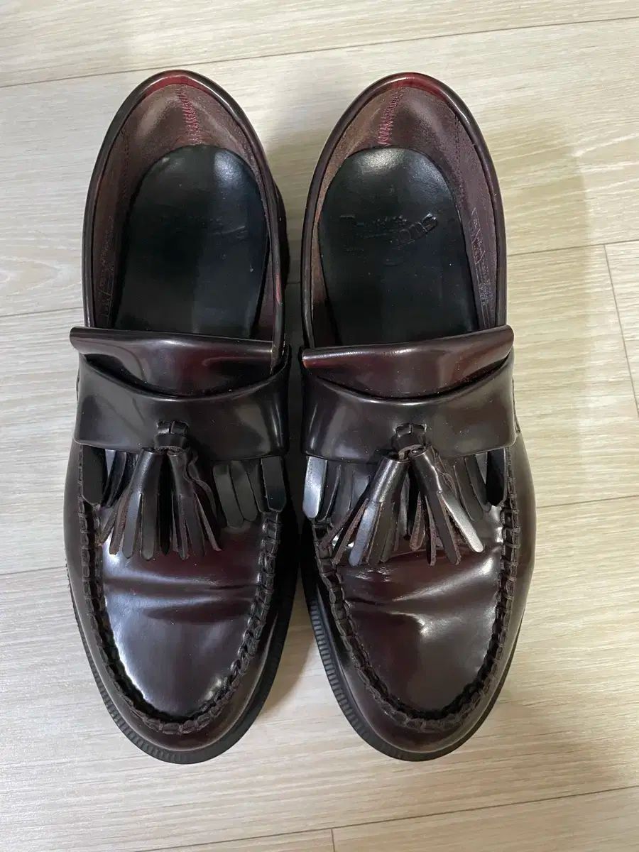 DR. MARTENS ドクターマーチン エイドリアン チェリーレッド 250 サイズ