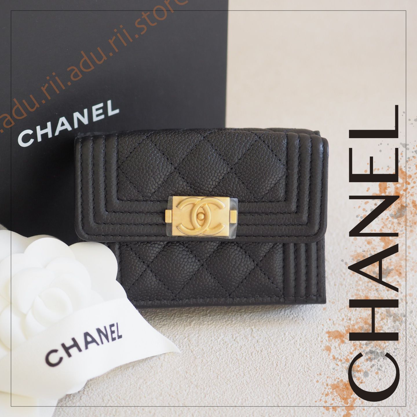 CHANEL コンパクト　財布　キャビアスキン　美品