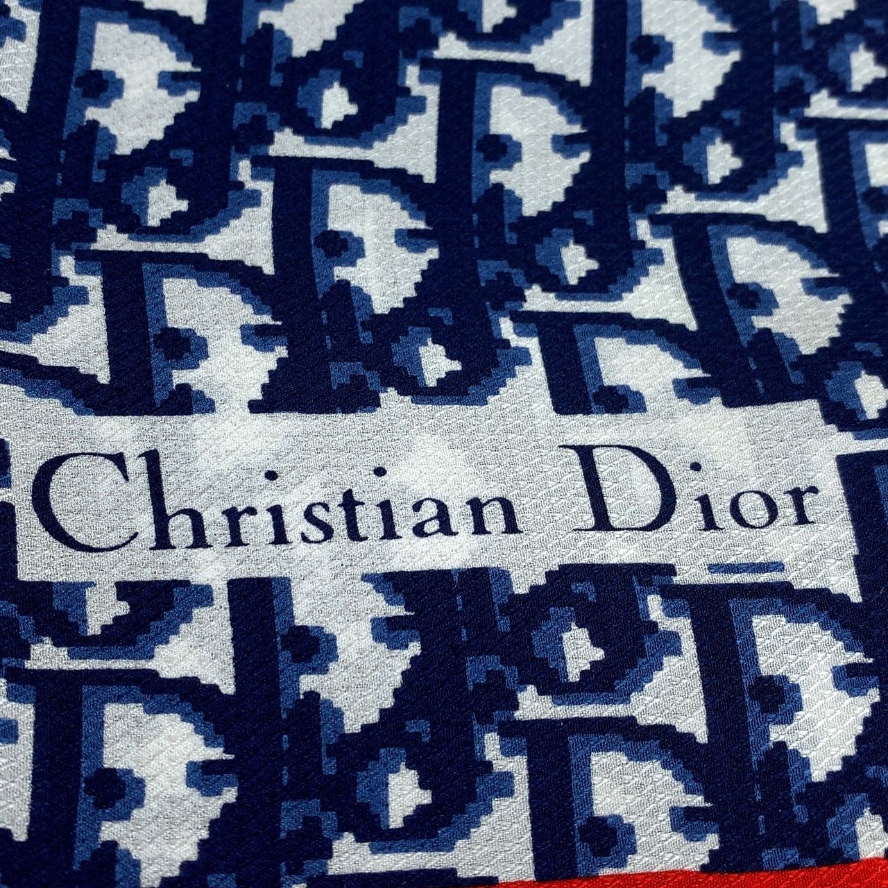 Christian Dior ディオール トロッター柄 スカーフ ヴィンテージ Christian Dior トロッター柄 スカーフ ヴィンテージ