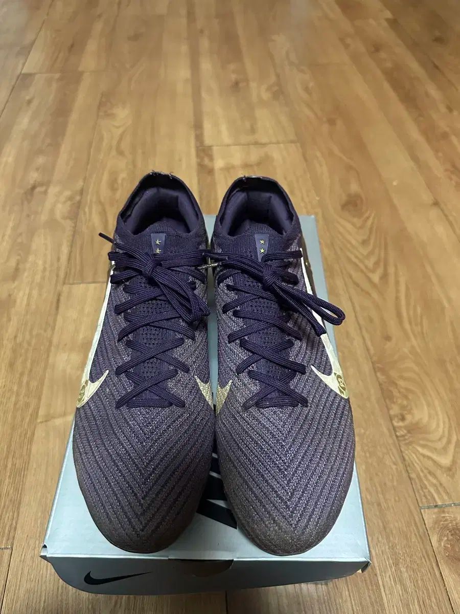 ナイキ マーキュリアル ヴェイパー 16 275