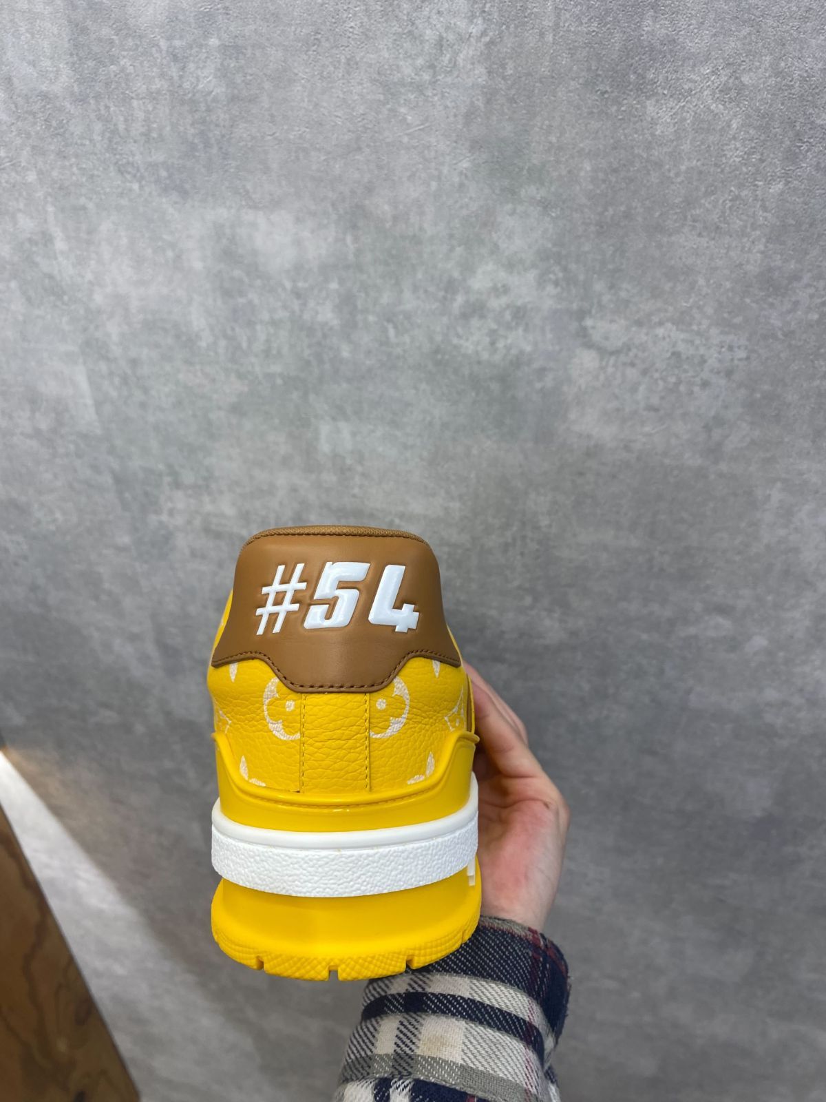 ルイヴィトン 25AW ファレルウィリアムス LVトレイナー ライン  