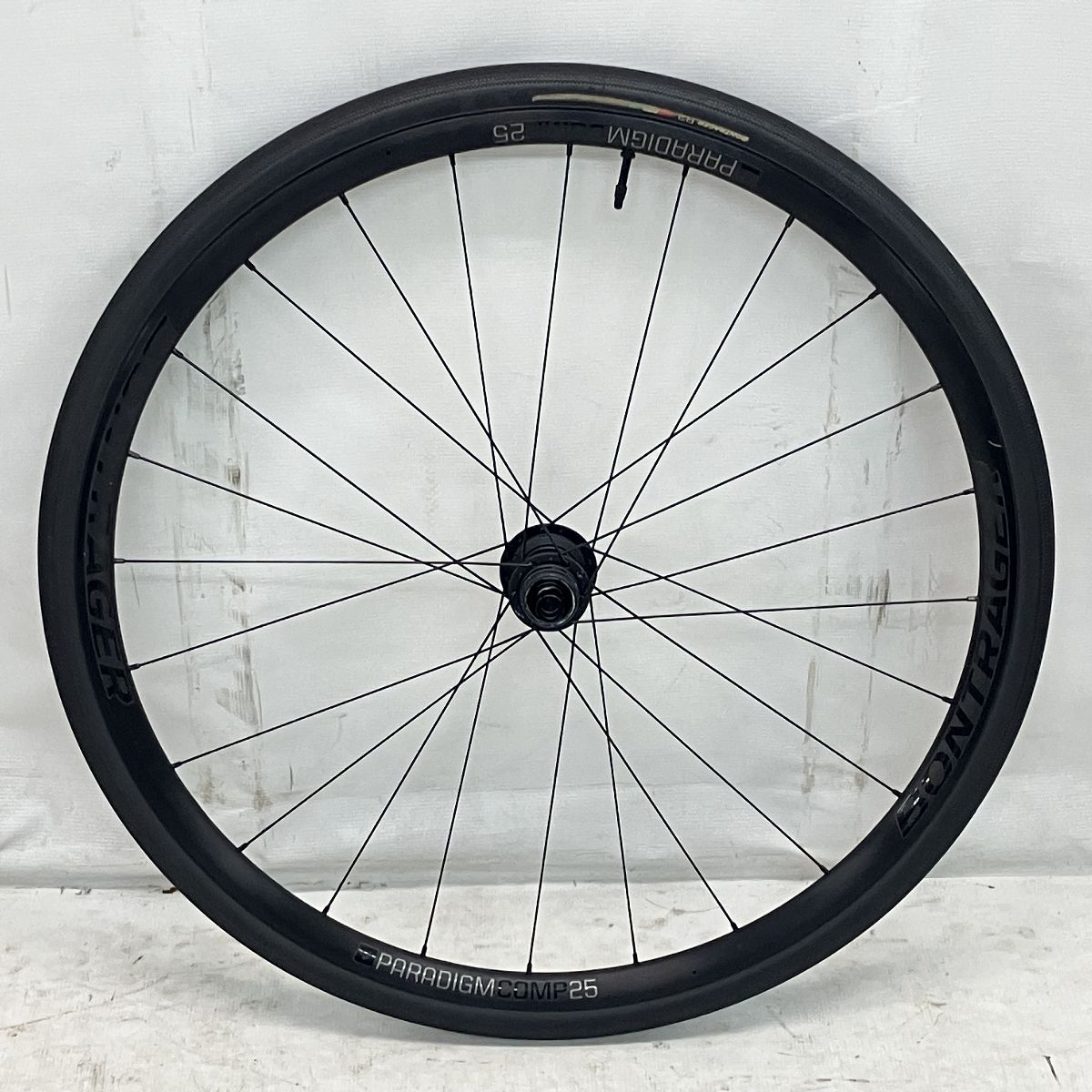 ボントレガー R2 Hard-Case Lite ロード タイヤ - Trek Bikes (JP)