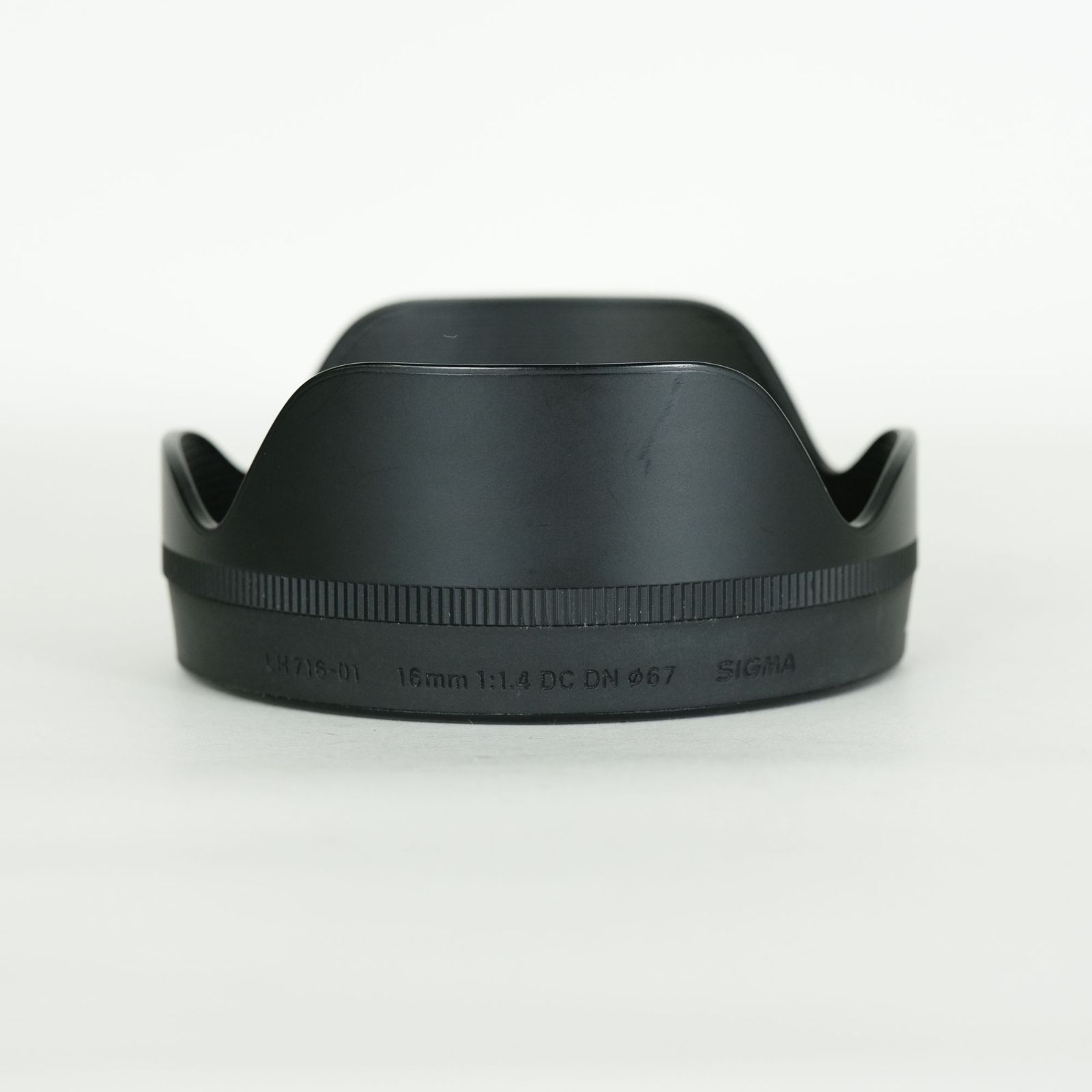 良品] SIGMA 16mm F1.4 DC DN｜Contemporary [ソニーE用