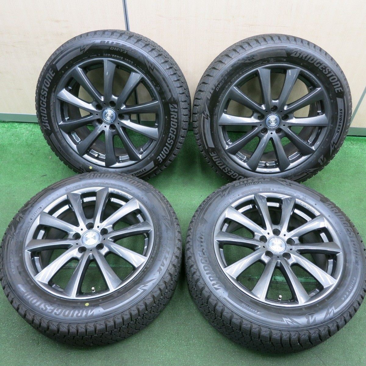 *送料無料* バリ溝！キレイ！9.5分ワーゲン アウディ等 Team Sparco 235/55R18 スタッドレス ブリヂストン ブリザック DM-V3 チームスパルコ PCD112/5H4053104HAス