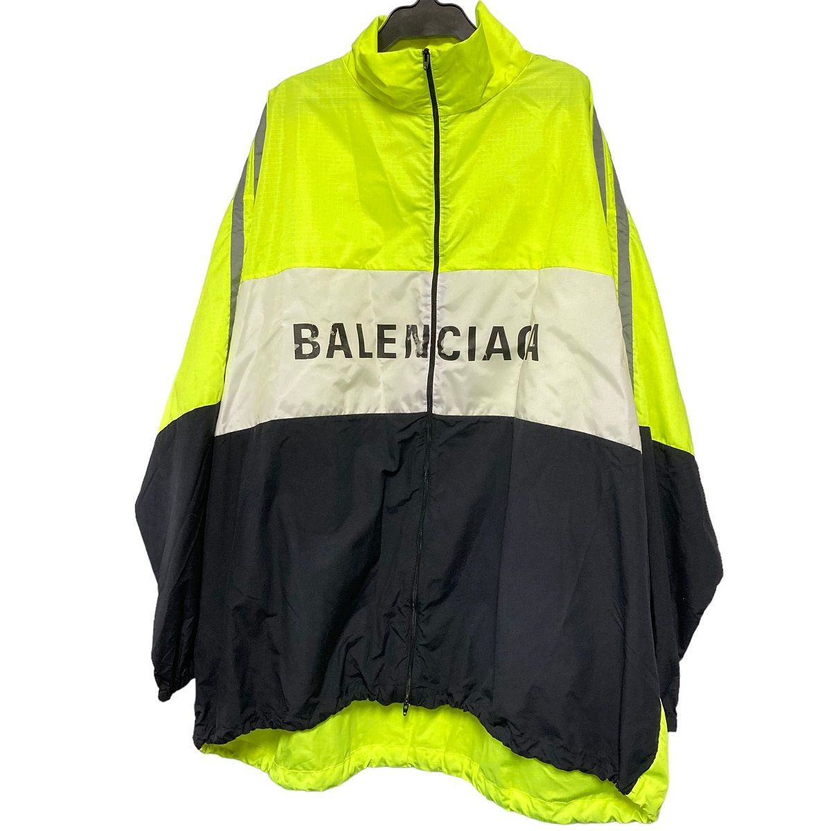 美品・お値下げ❣️Balenciaga - バレンシアガ 508903 TXD12 ロゴプリントポプリンシャツブルゾン メンズ 37の通販 by  RINKAN｜バレンシアガならラクマ - ブルゾン