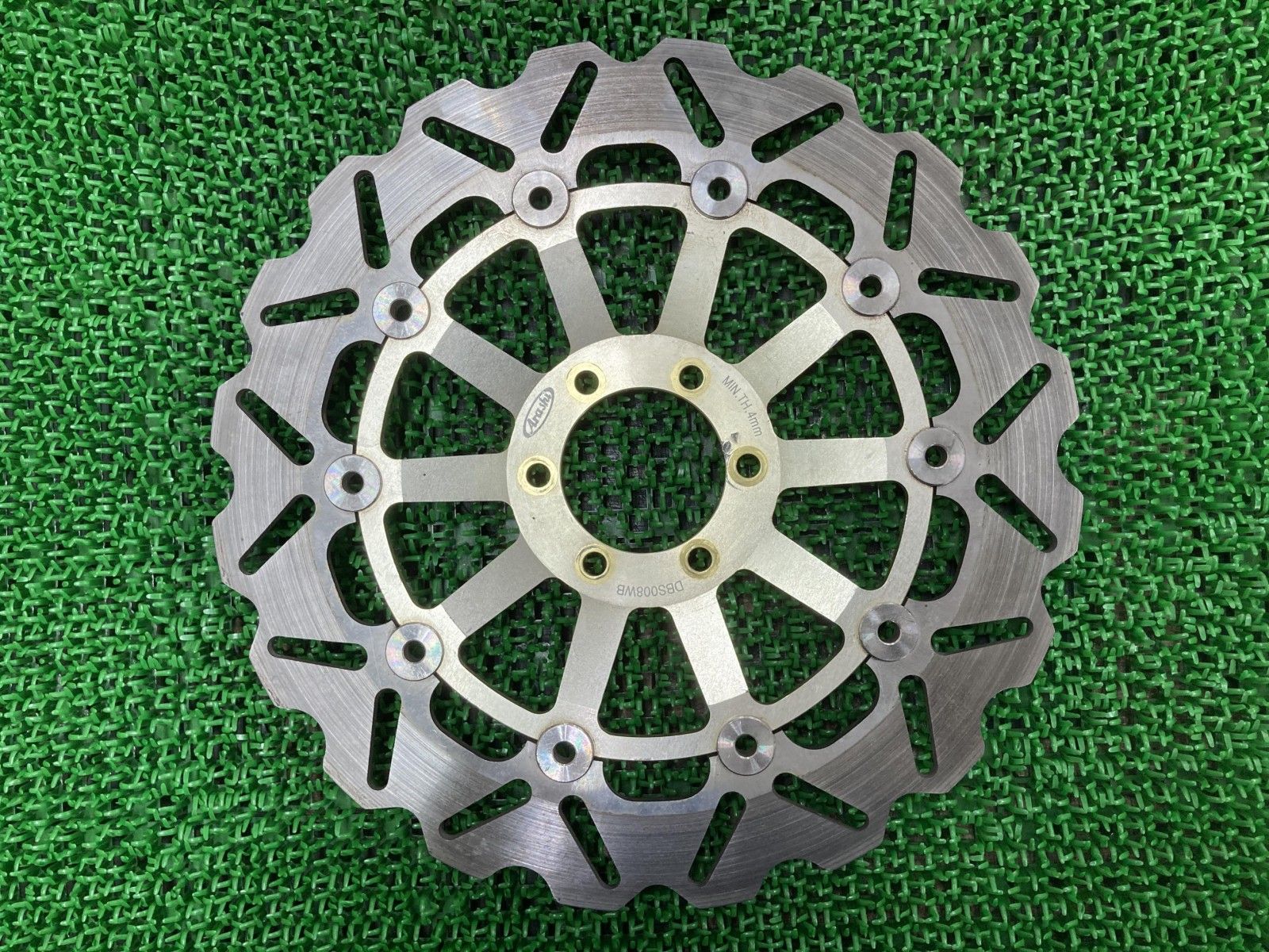 ARASHI製 フロントブレーキディスク 片側 DBS008WB 社外 バイク 部品 296mm CB400SF NC39 VTR1000F CBR900RR 【中古】 61 ARASHI製 フロントブレーキディスク 片側 DBS008WB 社外 バイク 部品