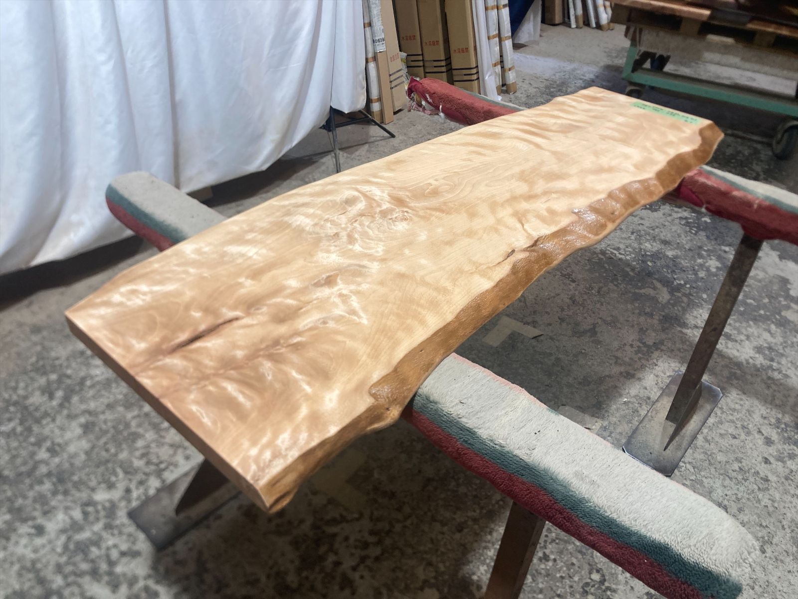 トチ9221 トチの木 一枚板無垢 乾燥材 1450x320-390x30mm カウンター 棚 テレビ台 カウンター センターテーブル 窓台 橡 栃