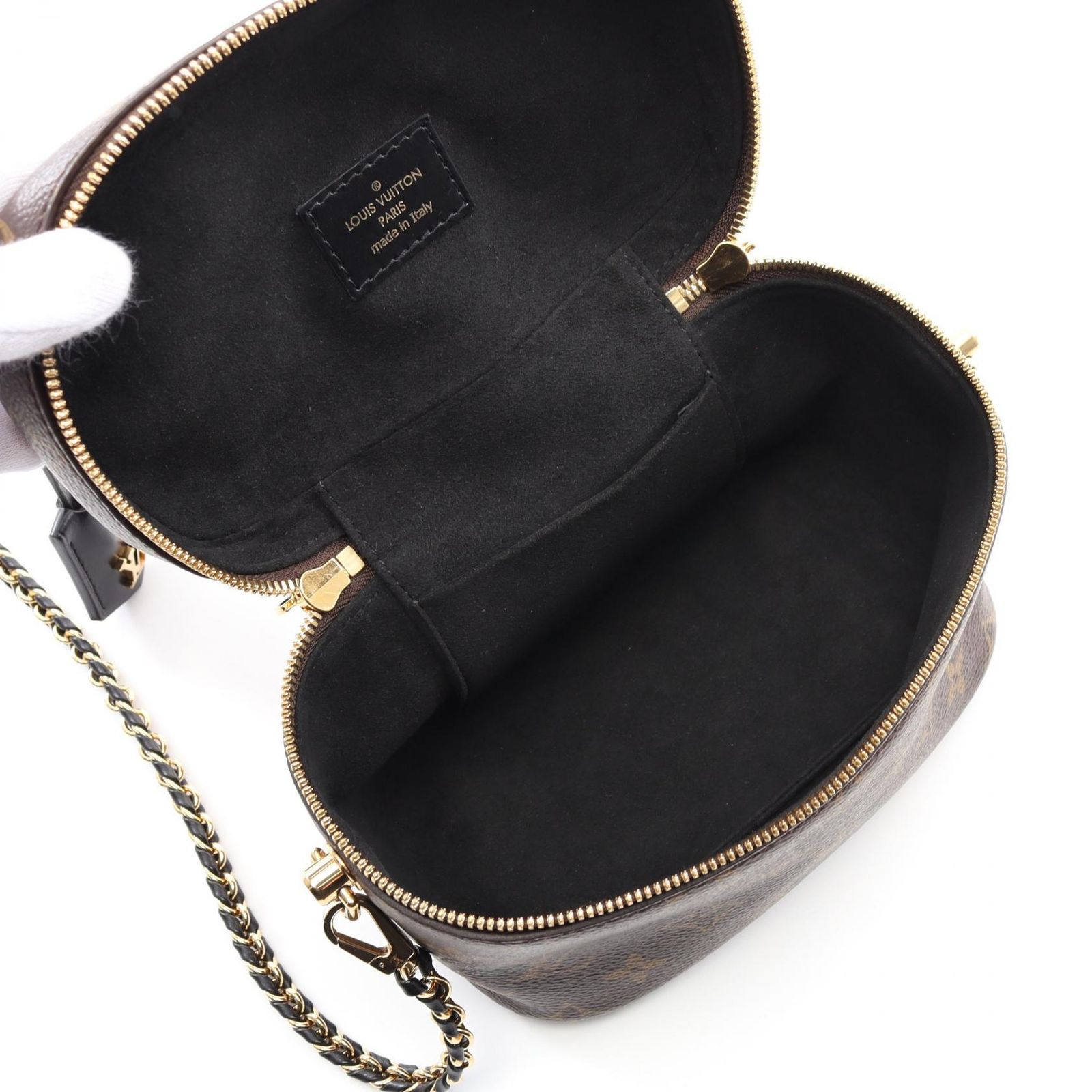 VUITTON