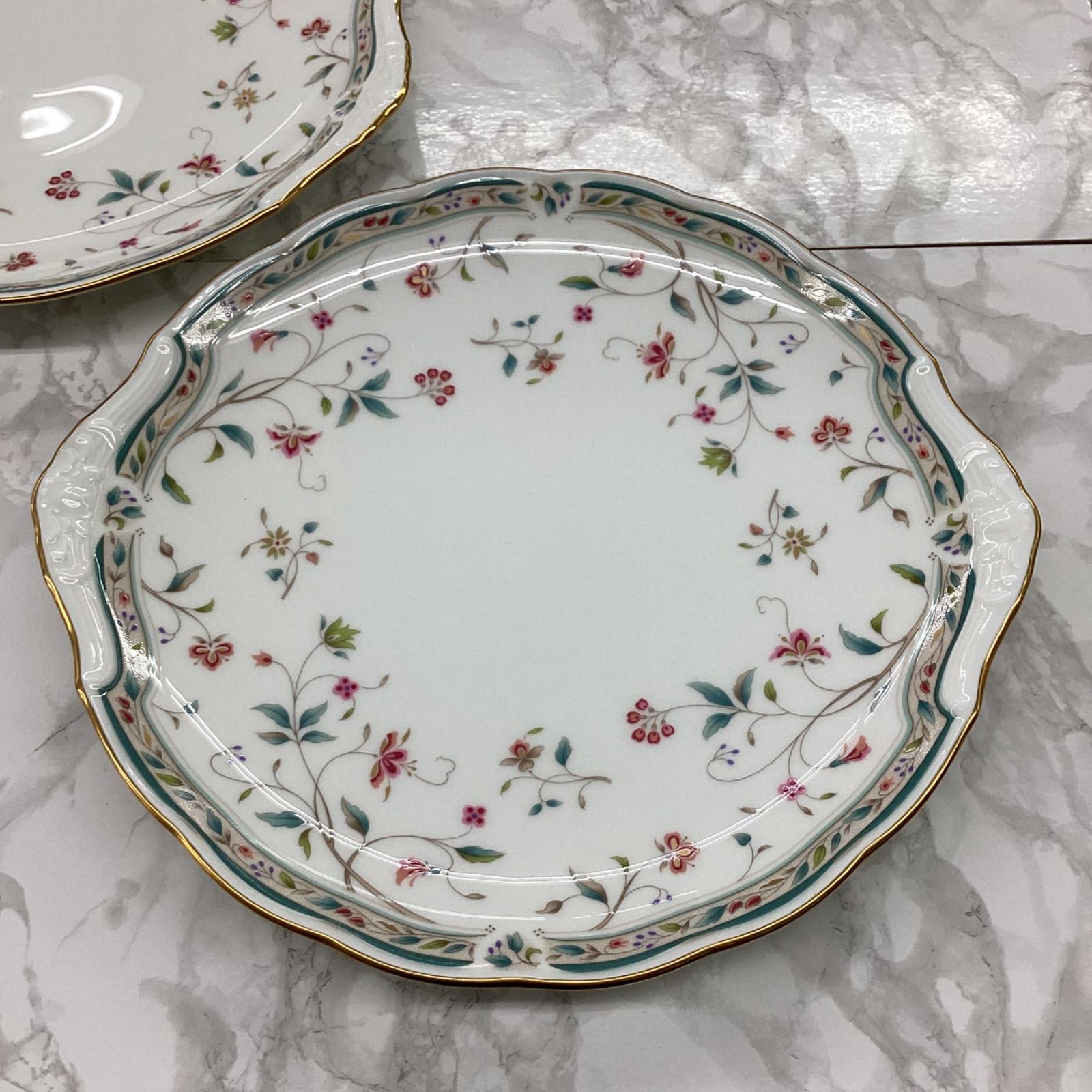 新品　NORITAKE プレート　25.5㎝×1枚　15.5㎝×5枚　花更紗　1 61neV6Io88L._UF350,350_QL50_.jpg