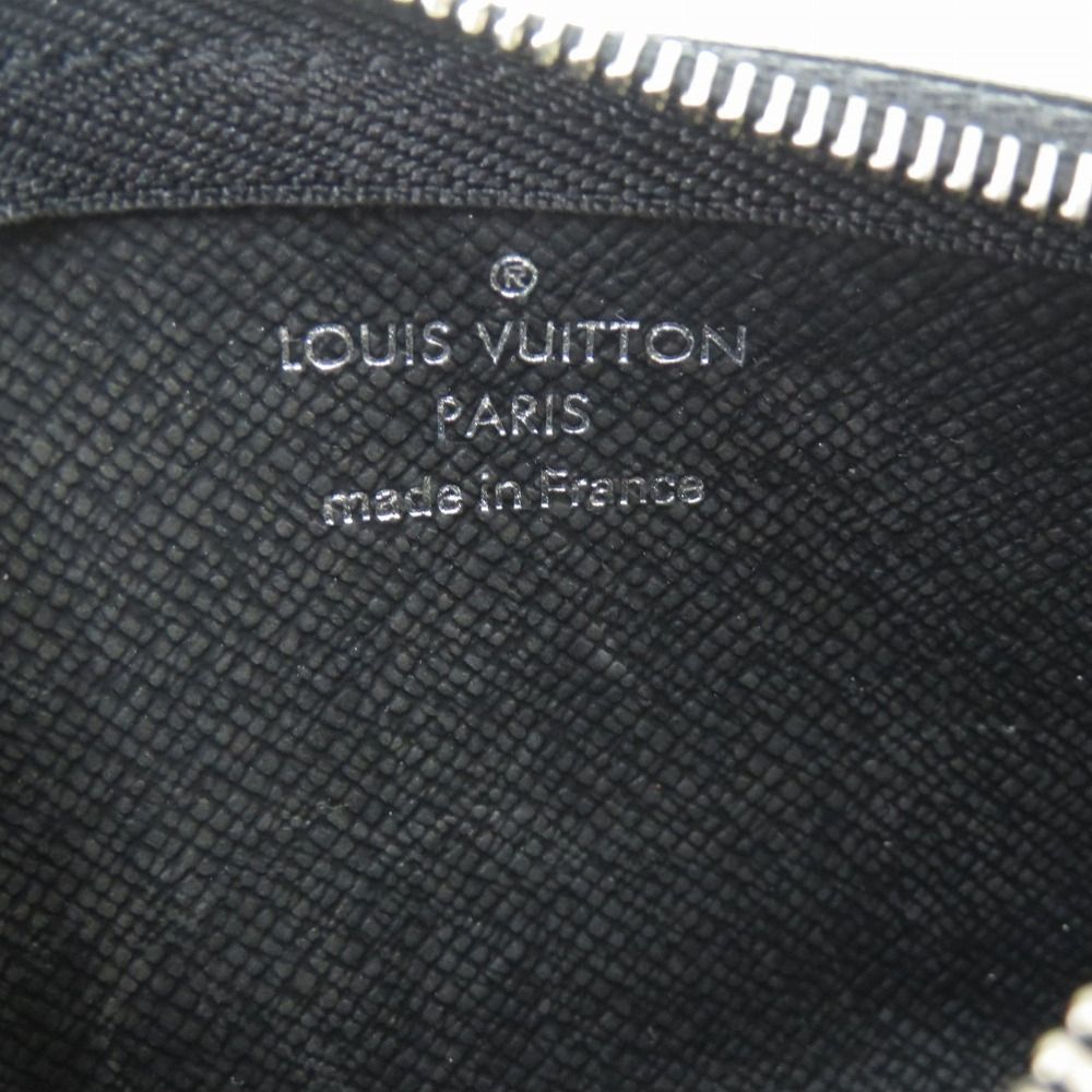 VUITTON