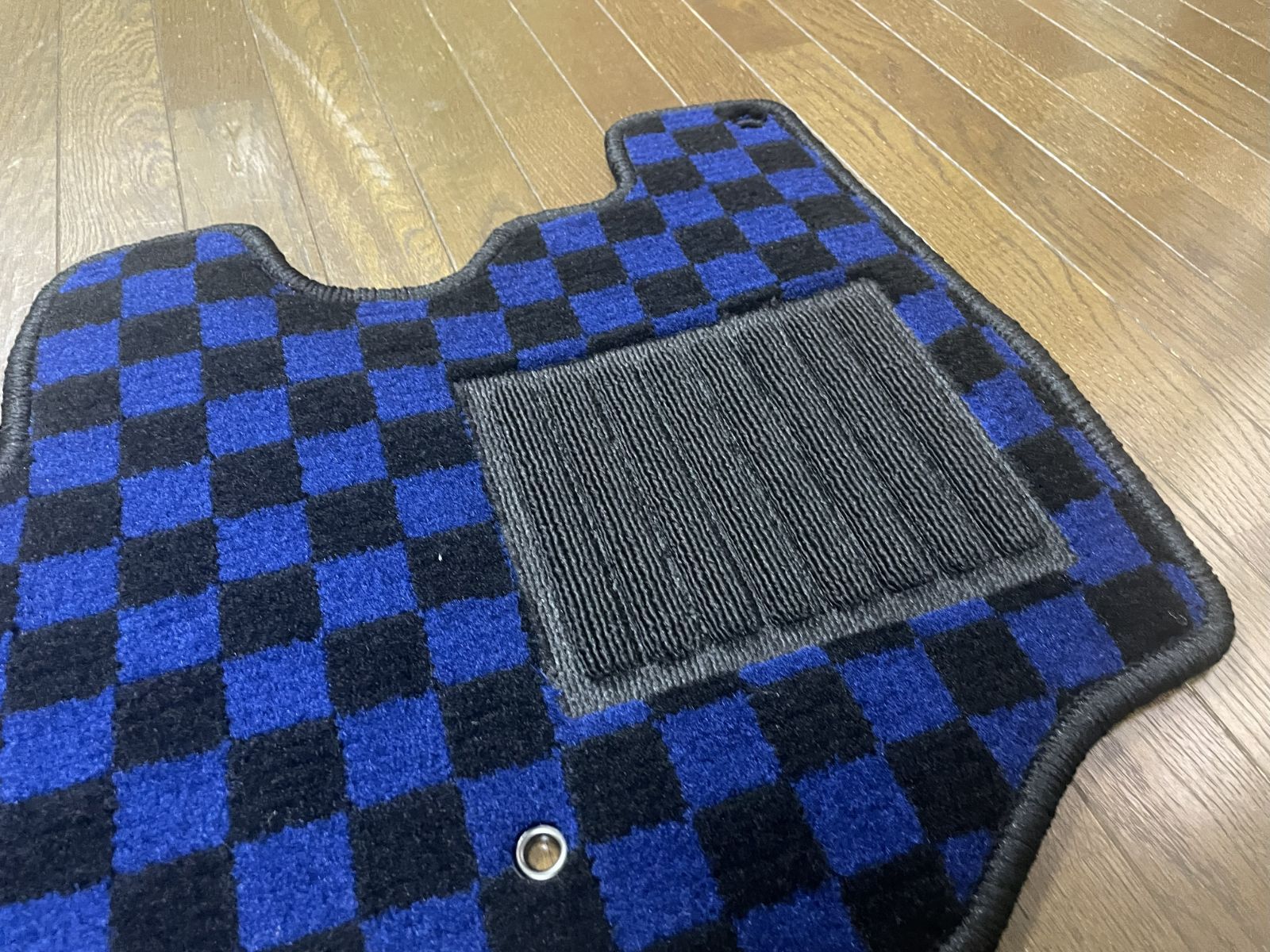 フロアマット ハイエース200系 スーパーＧＬ ワイド チェッカー ブルーＸブラック BILLOVLOGS_CO_UK