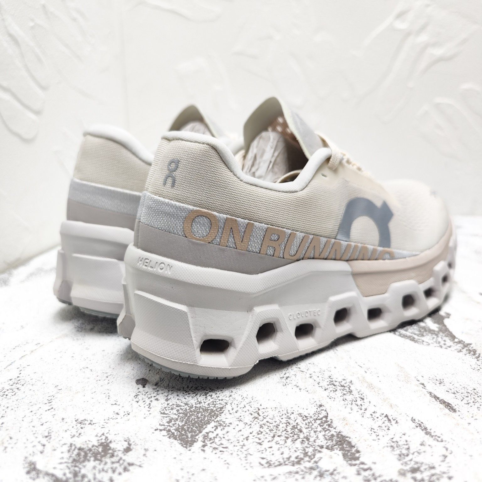 ウォーキング・ランニングウェア on cloudmonster2 25cm On Cloudmonster2 クラウドモンスター 第二世代 ジョギング