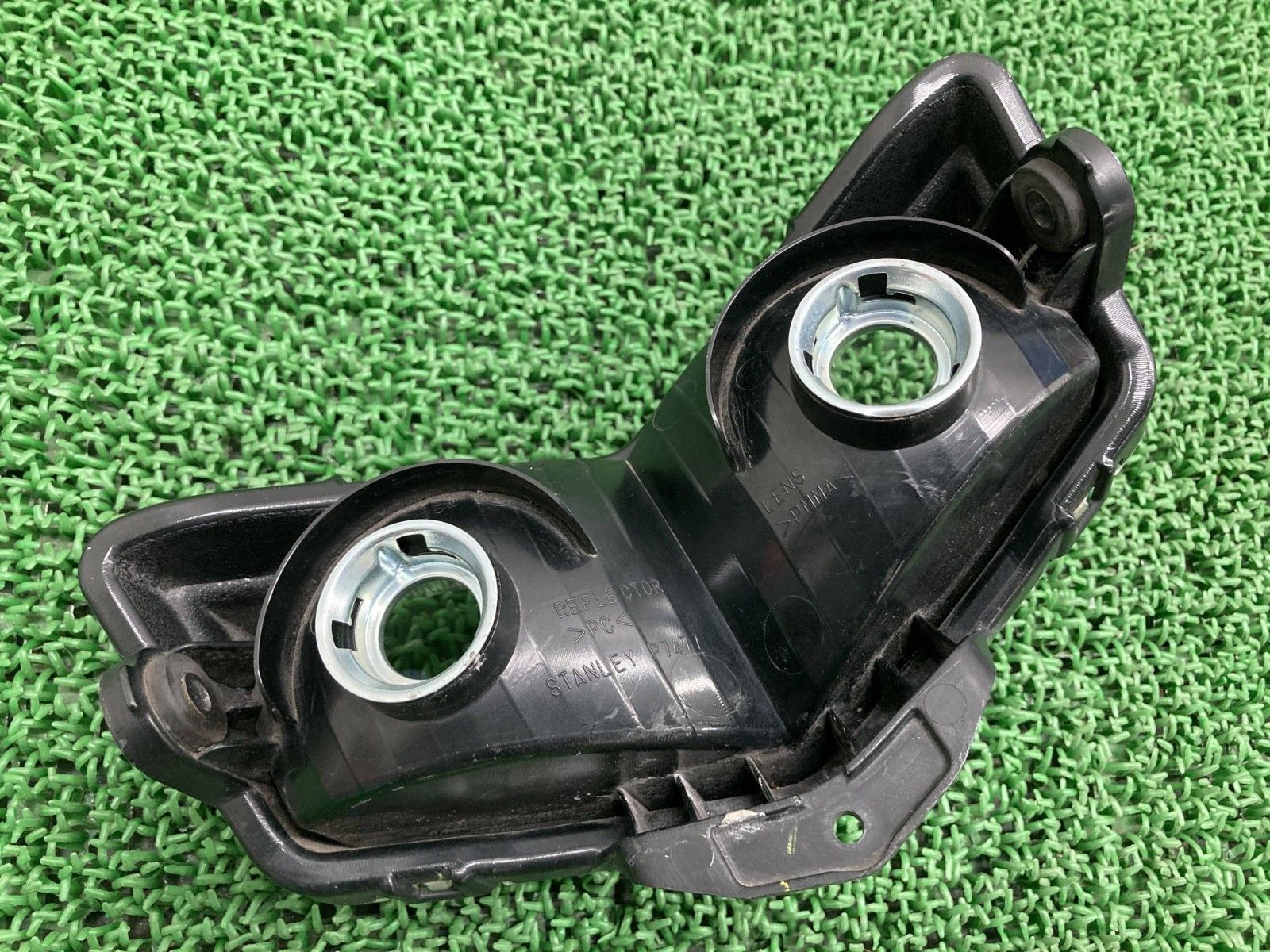 DトラッカーX ヘッドライト P7477 カワサキ 純正 バイク 部品 LX250V 修復素材に コケキズ無し 品薄 品 車検 Genuine iU BRIGHTFACE_UK