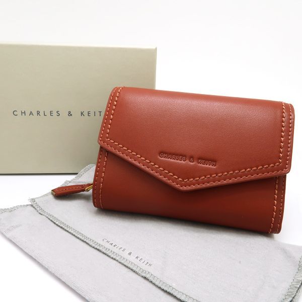 CHARLES & KEITH ステッチトリム ターンロックウォレット 【再