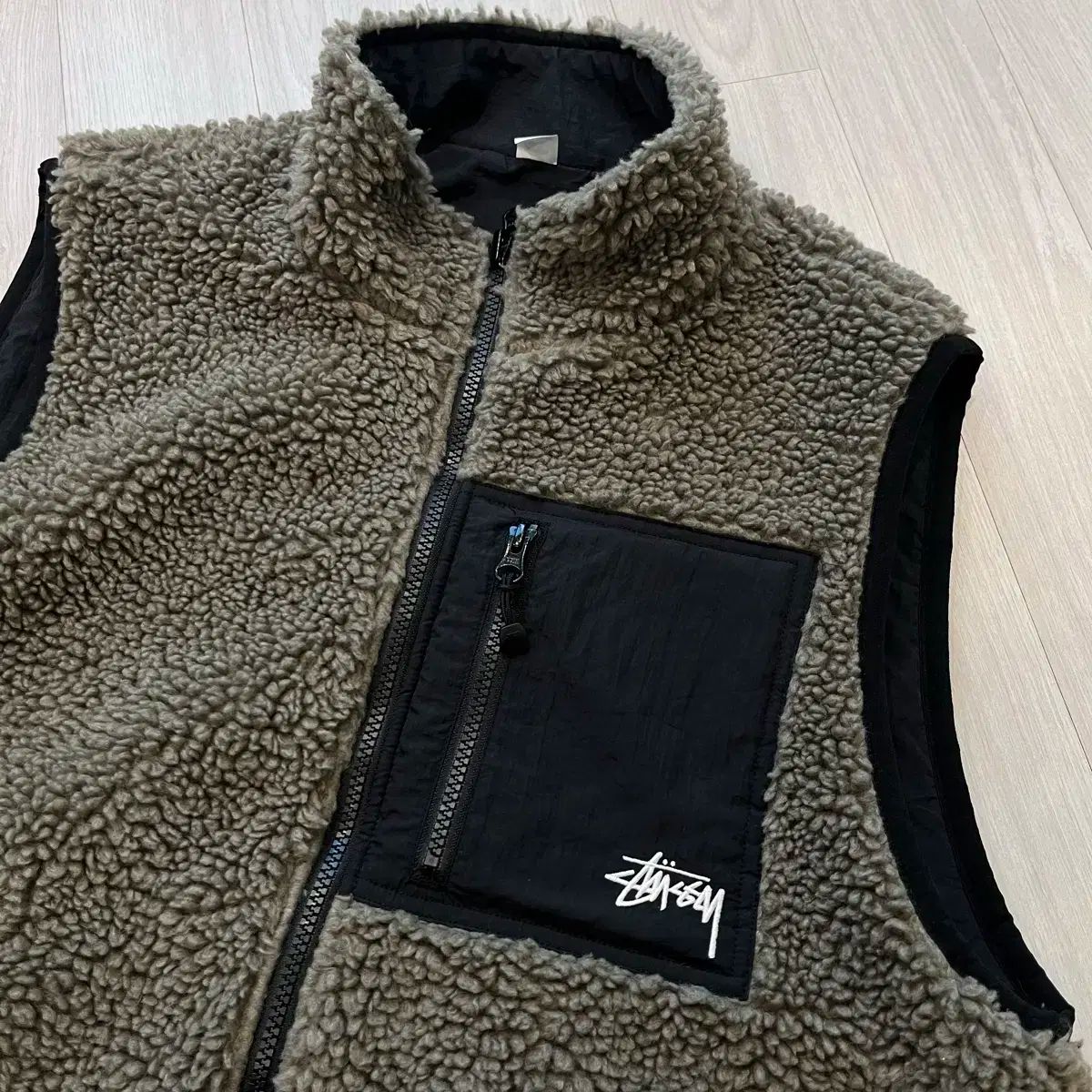 STUSSY