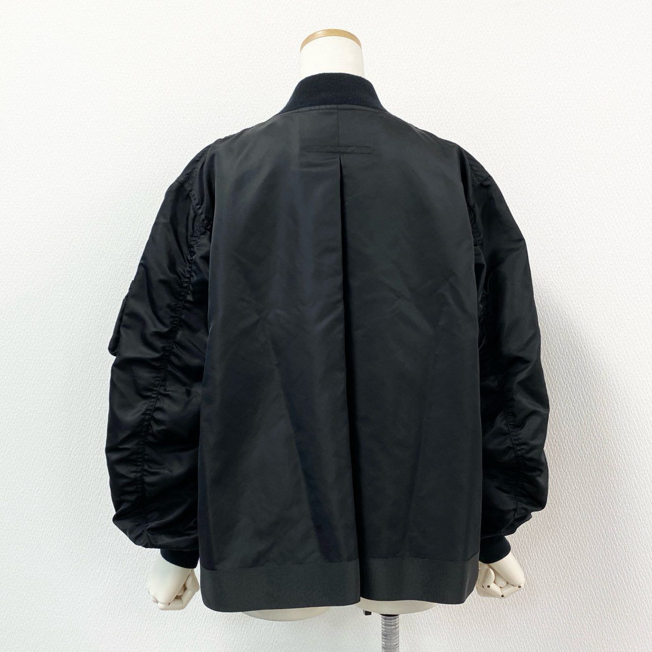 sacai ジャンパー　MA-1 バックタックブルゾン sacai(サカイ) 「MA-1 Blouson」MA-1ブルゾン ジャケット SCM