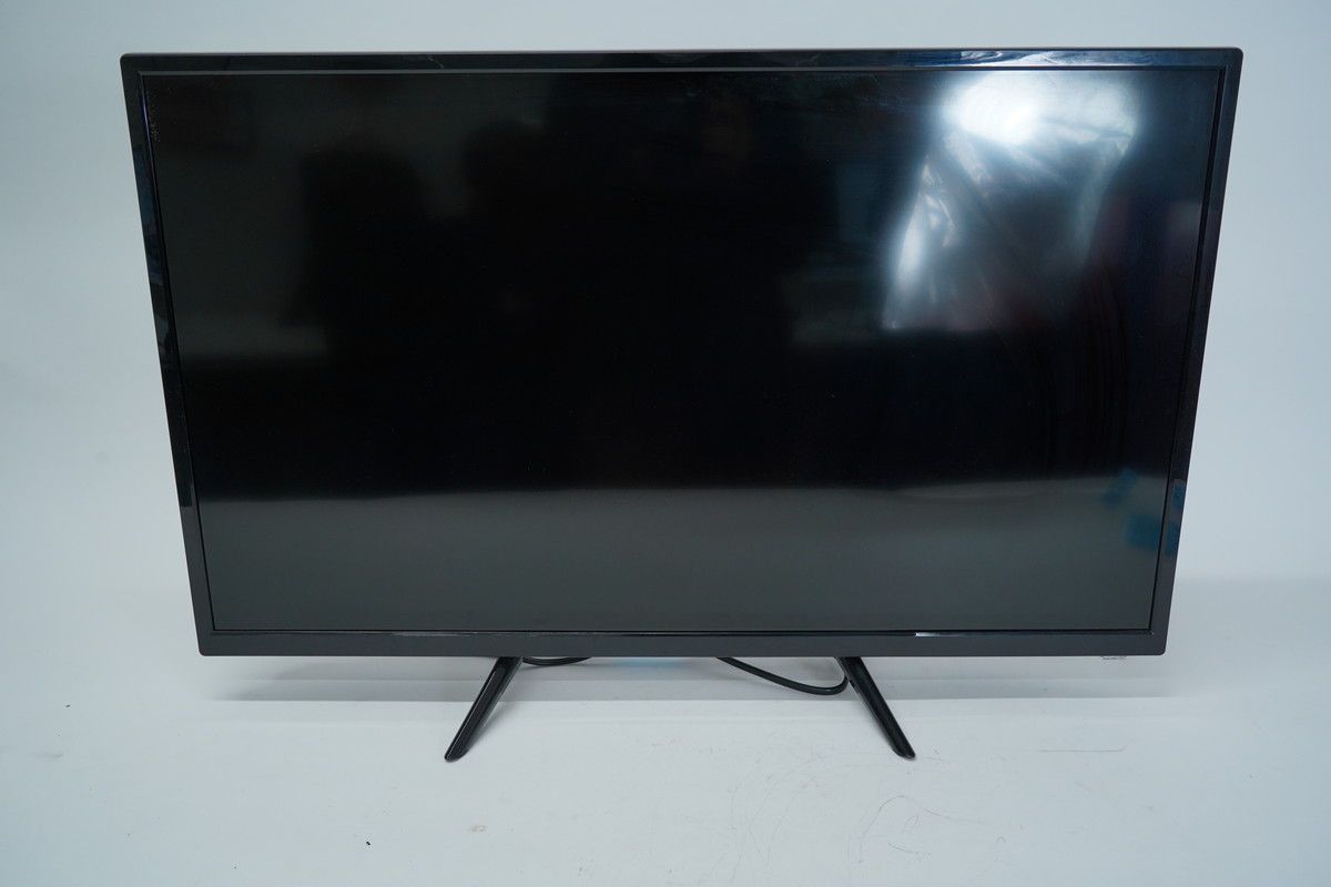 10.590-200 ▲ ハイビジョン液晶テレビ 製 32V型